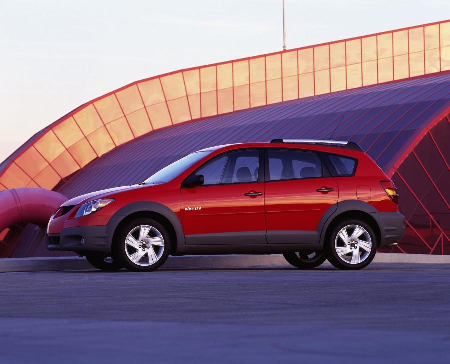  Pontiac Vibe GT 2003 года  (фото 19 из 34)